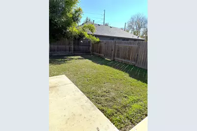 1804 Garden Street #B, Austin, TX 78702 - Photo 15