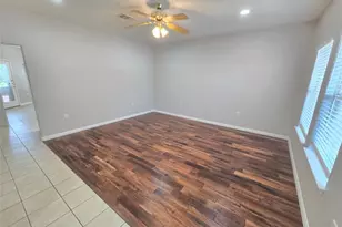 7509 Lazy Creek Dr, Austin, TX 78724 - Photo 5