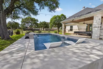 317 Esperanza Petal Pass, Liberty Hill, TX 78642 - Photo 5