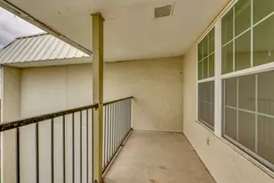 910 Duncan Ln, Austin, TX 78705 - Photo 23