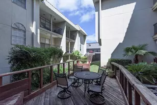 910 Duncan Ln, Austin, TX 78705 - Photo 31