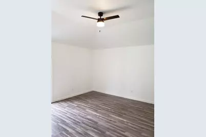703 Meadow Creek Drive, Pflugerville, TX 78660 - Photo 21