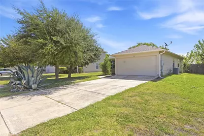 221 Ames Cove, Kyle, TX 78640 - Photo 3