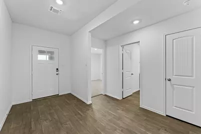 663 Ebbsfleet Drive, Uhland, TX 78640 - Photo 5
