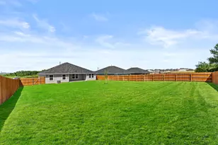 663 Ebbsfleet Dr, Uhland, TX 78640 - Photo 27