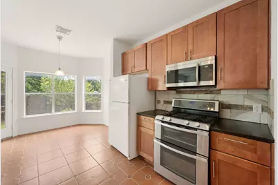 2306 Hayfield Square, Pflugerville, TX 78660 - Photo 15