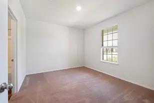 157 Janice Rd, Taylor, TX 76574 - Photo 5