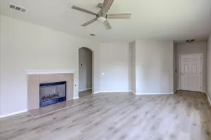 10913 Long Summer Dr, Austin, TX 78754 - Photo 3