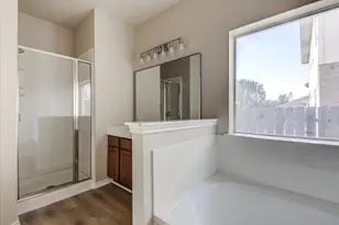 10913 Long Summer Dr, Austin, TX 78754 - Photo 11