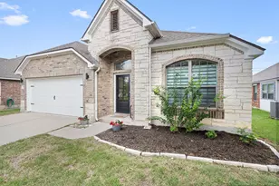 505 Bluehaw Dr, Georgetown, TX 78628 - Photo 3