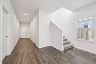 10712 Blacket Dr, Austin, TX 78747 - Photo 5