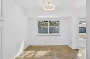 11507 Elk Park Cir, Austin, TX 78759 - Photo 17