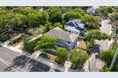 1303 Newfield Lane, Austin, TX 78703 - Photo 3