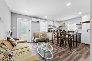 1303 Newfield Ln, Austin, TX 78703 - Photo 29