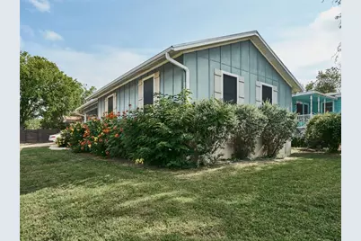 2200 E 18th Street, Austin, TX 78702 - Photo 9