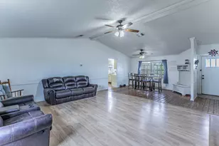 1767 Dowdy Rd, Seguin, TX 78155 - Photo 5