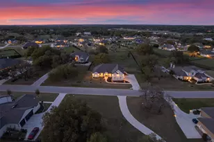 210 Miranda Wy, Georgetown, TX 78633 - Photo 39