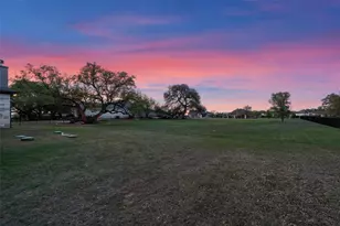 210 Miranda Wy, Georgetown, TX 78633 - Photo 35