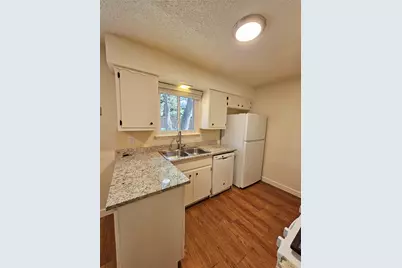 8005 Creekmere Lane, Austin, TX 78748 - Photo 11