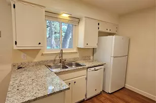 8005 Creekmere Ln, Austin, TX 78748 - Photo 11
