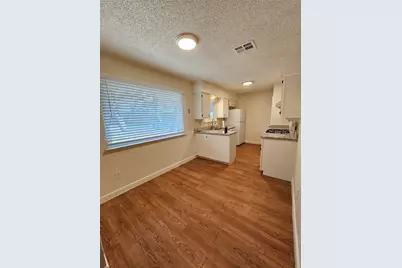 8005 Creekmere Lane, Austin, TX 78748 - Photo 7