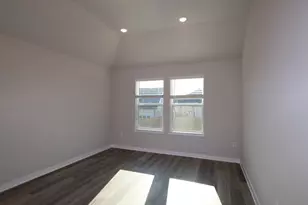 12005 Dillon Fls Dr, Austin, TX 78747 - Photo 9