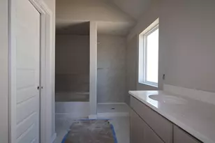12005 Dillon Fls Dr, Austin, TX 78747 - Photo 9