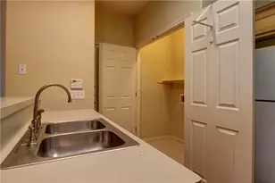 2920 Thrushwood Dr, Austin, TX 78757 - Photo 9