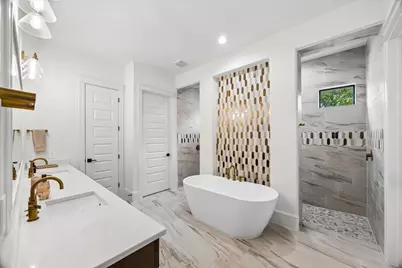 301 W Viejo Drive, Friendswood, TX 77546 - Photo 21
