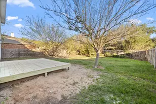 835 Brandi Cir, Kyle, TX 78640 - Photo 33