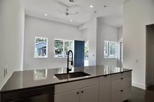 2709 E 5th St., Austin, TX 78702 - Photo 5