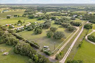 101 Co Rd 288, Liberty Hill, TX 78642 - Photo 1