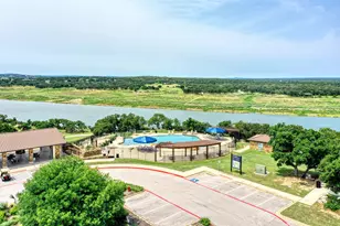 22604 Maidengrass Ln, Lago Vista, TX 78645 - Photo 19