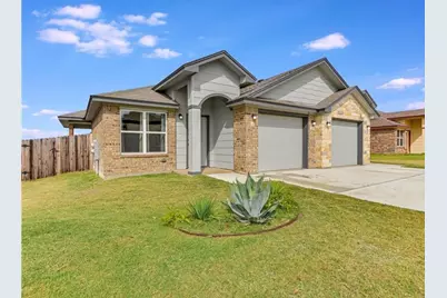 113 Calvin Smith Lane, Jarrell, TX 76537 - Photo 1