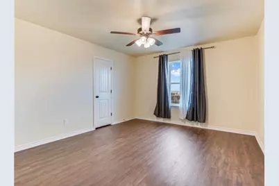 113 Calvin Smith Lane, Jarrell, TX 76537 - Photo 7