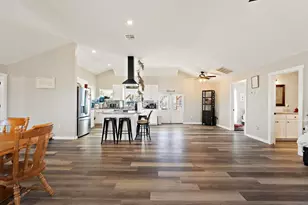 1105 County Rd 422, Bartlett, TX 76511 - Photo 11