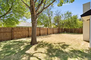 6901 Windrift Way, Austin, TX 78745 - Photo 25