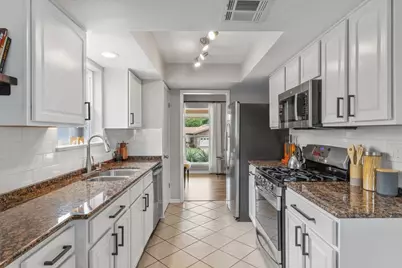 208 Skyloop Drive, Austin, TX 78745 - Photo 13