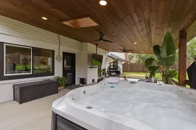 208 Skyloop Drive, Austin, TX 78745 - Photo 3