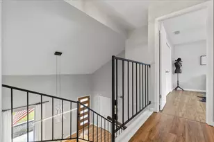 208 Skyloop Dr, Austin, TX 78745 - Photo 15