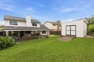 208 Skyloop Dr, Austin, TX 78745 - Photo 25