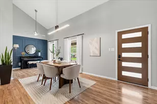 208 Skyloop Dr, Austin, TX 78745 - Photo 5