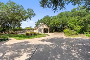 1881 Co Rd 414, Spicewood, TX 78669 - Photo 5