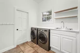 2900 Meandering River Ct, Austin, TX 78746 - Photo 21