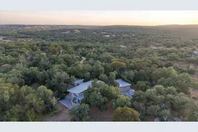 110 Purgatory Pass, San Marcos, TX 78666 - Photo 33