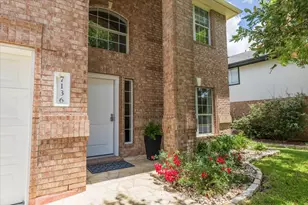 7136 Ridge Oak Rd, Austin, TX 78749 - Photo 1