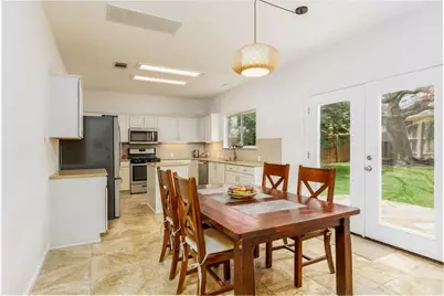 7136 Ridge Oak Road, Austin, TX 78749 - Photo 11