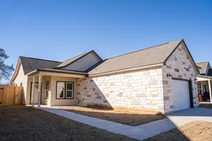 315 String Pr Wy, Smithville, TX 78957 - Photo 1
