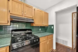 903 Travis St, Lockhart, TX 78644 - Photo 17