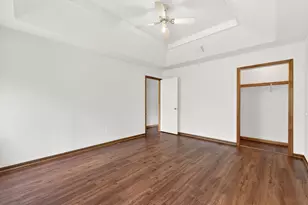 903 Travis St, Lockhart, TX 78644 - Photo 23